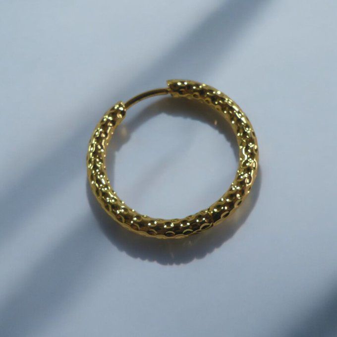 Fermoir D 22mm doré martelé